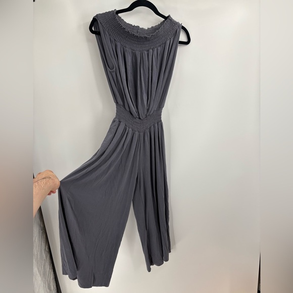 Elan off the shoulder grey cropped wide leg boho jumpsuit romper size medium - Picture 4 of 16